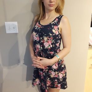 SOLD The Daisy Dress